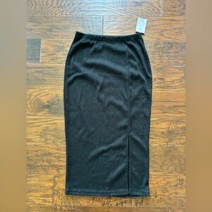 Black Front Slit Ribbed Midi Skirt